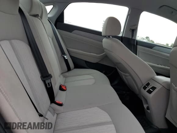 ✅ 2019 Hyundai Sonata • VIN: KMHE14L29KA093410 • Лот: 80761505. Опубликован ранее на Copart с пробегом 55 706 миль. Бесплатный доступ к архиву аукционных продаж из США и подробный отчёт об истории автомобиля на DreamBid. Изображение 10.