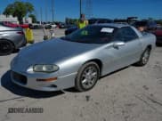 ✅ 2002 Chevrolet Camaro • VIN: 2G1FP22K322144877 • Lot: 41789573. Wystawiony na IAAI z przebiegiem Nie podano. Bezpłatny archiwum sprzedaży aukcyjnych z USA i szczegółowy raport historii pojazdu na DreamBid. Zdjęcie 2.