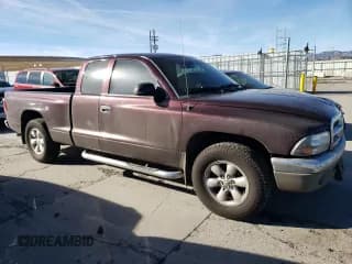 ✅ 2004 Dodge Dakota SLT • VIN: 1D7GL42N94S663556 • Lot: 81569374. Wystawiony na Copart z przebiegiem 121 371 mil. Bezpłatny archiwum sprzedaży aukcyjnych z USA i szczegółowy raport historii pojazdu na DreamBid. Zdjęcie 4.