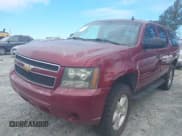 ✅ 2007 Chevrolet Suburban LT • VIN: 3GNFC16027G286929 • Lot: 41648787. Listed on IAAI with 219,212 mi. Free auction sales archive from the USA and detailed vehicle history report at DreamBid. Image 2.