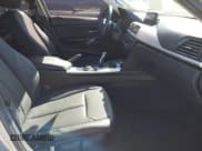 ✅ 2012 BMW 3 Series 328i • VIN: WBA3C1C53CF431285 • Лот: 43427003. Опубликован ранее на IAAI с пробегом 125 661 миль. Бесплатный доступ к архиву аукционных продаж из США и подробный отчёт об истории автомобиля на DreamBid. Изображение 5.