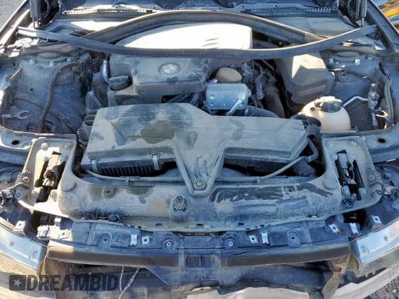 ✅ 2016 BMW 3 Series 320i • VIN: WBA8E1G54GNU11052 • Лот: 91037945. Опубликован ранее на Copart с пробегом 119 257 миль. Бесплатный доступ к архиву аукционных продаж из США и подробный отчёт об истории автомобиля на DreamBid. Изображение 11.