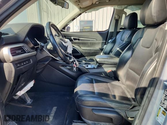 ✅ 2020 Kia Telluride LX • VIN: 5XYP24HC8LG029551 • Лот: 82246775. Опубликован ранее на Copart с пробегом 178 690 миль. Бесплатный доступ к архиву аукционных продаж из США и подробный отчёт об истории автомобиля на DreamBid. Изображение 7.