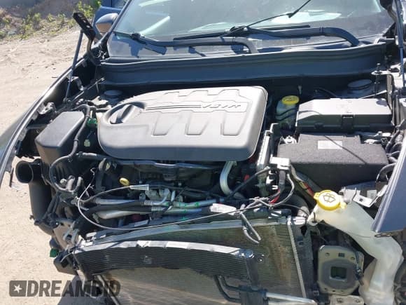 ✅ 2017 Jeep Cherokee Limited • VIN: 1C4PJMDS8HW631165 • Lot: 42248180. Wystawiony na IAAI z przebiegiem 57 448 mil. Bezpłatny archiwum sprzedaży aukcyjnych z USA i szczegółowy raport historii pojazdu na DreamBid. Zdjęcie 10.