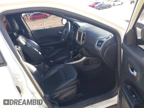 2021 Jeep Compass 80th Anniversary с VIN 3C4NJCEB2MT561291, выставлен на аукционе IAAI как лот 43292888 с пробегом 102 919 миль миль и . История ставок и продаж доступна на DreamBid. Изображение 5.