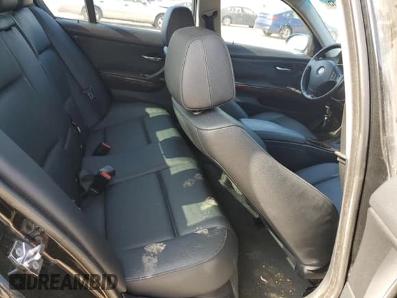 ✅ 2007 BMW 3 Series 328i • VIN: WBAVC53567FZ81411 • Лот: 56689235. Опубликован ранее на Copart с пробегом 143 823 миль. Бесплатный доступ к архиву аукционных продаж из США и подробный отчёт об истории автомобиля на DreamBid. Изображение 10.