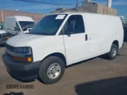 ✅ 2020 Chevrolet Express Cargo • VIN: 1GCWGAFP7L1254738 • Lot: 42937574. Wystawiony na IAAI z przebiegiem 48 077 mil. Bezpłatny archiwum sprzedaży aukcyjnych z USA i szczegółowy raport historii pojazdu na DreamBid. Zdjęcie 17.