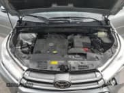 ✅ 2017 Toyota Highlander XLE • VIN: 5TDJZRFH4HS509500 • Лот: 85084615. Опубликован ранее на Copart с пробегом 162 310 миль. Бесплатный доступ к архиву аукционных продаж из США и подробный отчёт об истории автомобиля на DreamBid. Изображение 24.