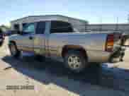 2001 Chevrolet Silverado 1500 LT z VIN 1GCEC19T41Z189653, wystawiony jako Copart lot #49685925 z przebiegiem 393 922 mil mil oraz Szkoda całkowita • Salvage title. Historia ofert i sprzedaży dostępna na DreamBid. Obrazek 2.
