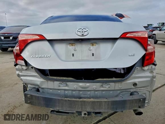 ✅ 2019 Toyota Corolla LE • VIN: 5YFBURHE1KP898277 • Лот: 93642235. Опубликован ранее на Copart с пробегом 66 894 миль. Бесплатный доступ к архиву аукционных продаж из США и подробный отчёт об истории автомобиля на DreamBid. Изображение 6.