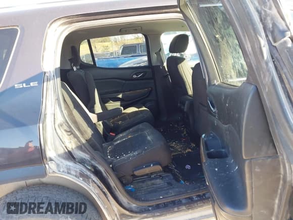 ✅ 2018 GMC Acadia SLE • VIN: 1GKKNSLSXJZ190670 • Лот: 43499342. Опубликован ранее на IAAI с пробегом 145 727 миль. Бесплатный доступ к архиву аукционных продаж из США и подробный отчёт об истории автомобиля на DreamBid. Изображение 8.