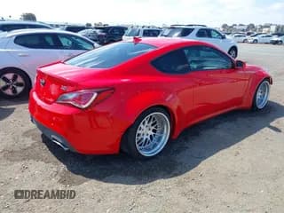 ✅ 2014 Hyundai Genesis Coupe R-Spec • VIN: KMHHT6KD3EU113885 • Lot: 42180909. Wystawiony na IAAI z przebiegiem 65 272 mil. Bezpłatny archiwum sprzedaży aukcyjnych z USA i szczegółowy raport historii pojazdu na DreamBid. Zdjęcie 4.