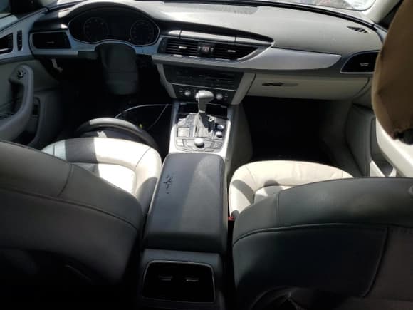 ✅ 2014 Audi A6 Premium • VIN: WAUCFAFC5EN054145 • Lot: 59894924. Listed on Copart with 205,273 mi. Free auction sales archive from the USA and detailed vehicle history report at DreamBid. Image 8.