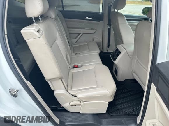 ✅ 2022 Volkswagen Atlas SE • VIN: 1V2LP2CA7NC539146 • Lot: 73386214. Listed on Copart with 155,305 mi. Free auction sales archive from the USA and detailed vehicle history report at DreamBid. Image 6.