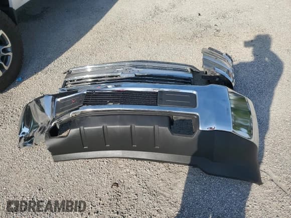 ✅ 2016 Chevrolet Silverado 2500HD Work Truck • VIN: 1GC1CUEGXGF307319 • Lot: 52299145. Listed on Copart with 61,792 mi. Free auction sales archive from the USA and detailed vehicle history report at DreamBid. Image 12.