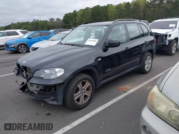 ✅ 2012 BMW X5 35i • VIN: 5UXZV4C51CL752816 • Lot: 43430000. Listed on IAAI with 67,910 mi. Free auction sales archive from the USA and detailed vehicle history report at DreamBid. Image 2.