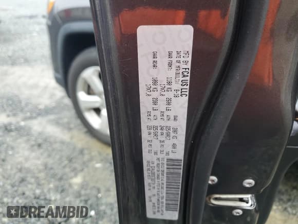 ✅ 2019 Jeep Compass Latitude • VIN: 3C4NJDBB3KT593710 • Лот: 56218485. Опубликован ранее на Copart с пробегом 112 260 миль. Бесплатный доступ к архиву аукционных продаж из США и подробный отчёт об истории автомобиля на DreamBid. Изображение 13.