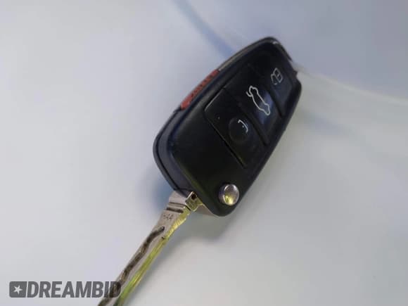 ✅ 2009 Audi Q7 Premium Plus • VIN: WA1EY74L69D029997 • Lot: 41736371. Listed on IAAI with 159,398 mi. Free auction sales archive from the USA and detailed vehicle history report at DreamBid. Image 11.