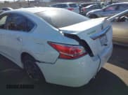 ✅ 2015 Nissan Altima 2.5 • VIN: 1N4AL3AP6FN343082 • Lot: 43588097. Listed on IAAI with 137,179 mi. Free auction sales archive from the USA and detailed vehicle history report at DreamBid. Image 14.