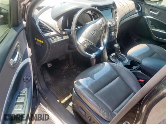 ✅ 2014 Hyundai Santa Fe Limited • VIN: KM8SR4HF0EU073072 • Лот: 61083565. Опубликован ранее на Copart с пробегом Не указан. Бесплатный доступ к архиву аукционных продаж из США и подробный отчёт об истории автомобиля на DreamBid. Изображение 8.