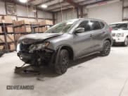 ✅ 2017 Nissan Rogue SV • VIN: KNMAT2MV4HP594186 • Lot: 43673019. Wystawiony na IAAI z przebiegiem 72 890 mil. Bezpłatny archiwum sprzedaży aukcyjnych z USA i szczegółowy raport historii pojazdu na DreamBid. Zdjęcie 2.