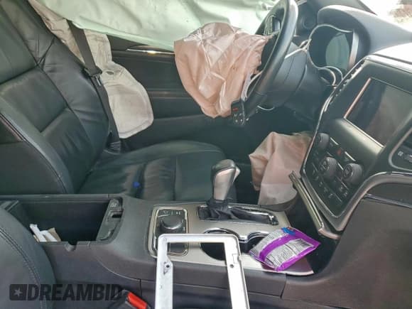 ✅ 2018 Jeep Grand Cherokee Limited • VIN: 1C4RJFBG3JC308233 • Lot: 95442075. Listed on Copart with 63,761 mi. Free auction sales archive from the USA and detailed vehicle history report at DreamBid. Image 7.