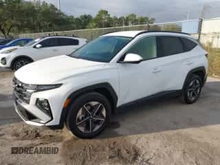 2026 Hyundai Tucson SEL with VIN 5NMJBCDE5TH615458, listed as a IAAI auction lot 43502041 with 1,347 mi miles and . Bid and sale history available at DreamBid. Image 2.