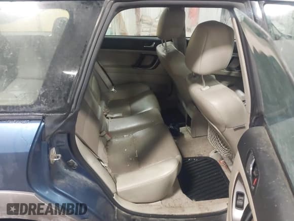 ✅ 2008 Subaru Outback L.L. Bean • VIN: 4S4BP86C484333399 • Lot: 41371002. Wystawiony na IAAI z przebiegiem 186 664 mil. Bezpłatny archiwum sprzedaży aukcyjnych z USA i szczegółowy raport historii pojazdu na DreamBid. Zdjęcie 8.