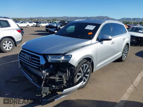 ✅ 2019 Audi Q7 Prestige • VIN: WA1VAAF7XKD012210 • Lot: 43487089. Listed on IAAI with 84,887 mi. Free auction sales archive from the USA and detailed vehicle history report at DreamBid. Image 6.