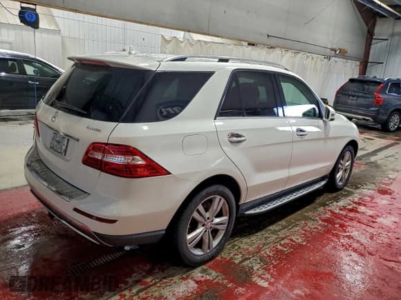 ✅ 2013 Mercedes-Benz M 350 • VIN: 4JGDA5HB3DA175436 • Лот: 94391355. Опубликован ранее на Copart с пробегом 154 358 миль. Бесплатный доступ к архиву аукционных продаж из США и подробный отчёт об истории автомобиля на DreamBid. Изображение 3.