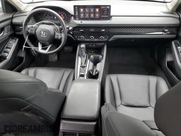 ✅ 2024 Honda Accord Touring • VIN: 1HGCY2F86RA031857 • Lot: 55118645. Listed on Copart with 37,514 mi. Free auction sales archive from the USA and detailed vehicle history report at DreamBid. Image 8.