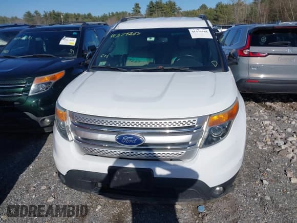 ✅ 2015 Ford Explorer XLT • VIN: 1FM5K8D80FGC32446 • Lot: 41379268. Wystawiony na IAAI z przebiegiem 168 191 mil. Bezpłatny archiwum sprzedaży aukcyjnych z USA i szczegółowy raport historii pojazdu na DreamBid. Zdjęcie 12.