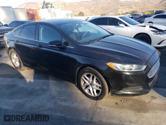 ✅ 2014 Ford Fusion SE • VIN: 3FA6P0H77ER185409 • Lot: 86161275. Wystawiony na Copart z przebiegiem 175 575 mil. Bezpłatny archiwum sprzedaży aukcyjnych z USA i szczegółowy raport historii pojazdu na DreamBid. Zdjęcie 4.