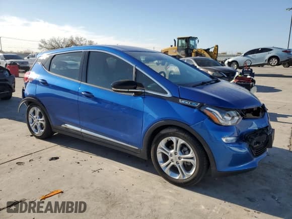 ✅ 2019 Chevrolet Bolt EV LT • VIN: 1G1FY6S05K4108010 • Lot: 84307754. Wystawiony na Copart z przebiegiem Nie podano. Bezpłatny archiwum sprzedaży aukcyjnych z USA i szczegółowy raport historii pojazdu na DreamBid. Zdjęcie 4.