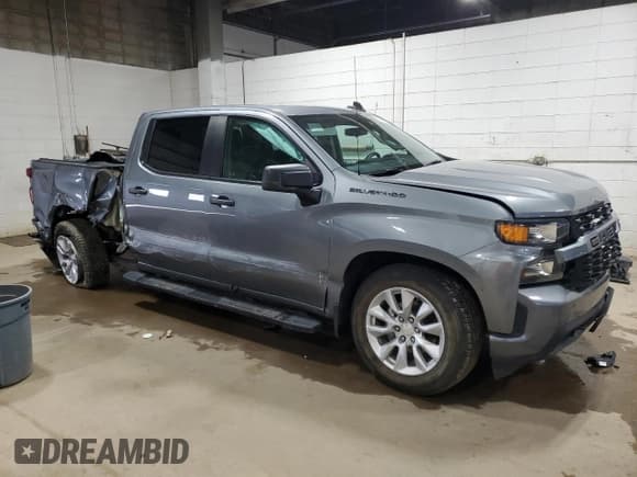 ✅ 2022 Chevrolet Silverado 1500 Custom • VIN: 3GCPWBEK9NG124449 • Лот: 65561495. Опубликован ранее на Copart с пробегом 56 519 миль. Бесплатный доступ к архиву аукционных продаж из США и подробный отчёт об истории автомобиля на DreamBid. Изображение 4.