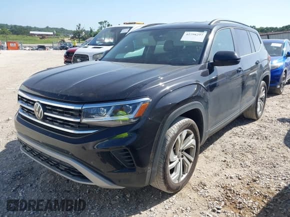 ✅ 2023 Volkswagen Atlas SE • VIN: 1V2WP2CA0PC547704 • Lot: 42798297. Listed on IAAI with 22,742 mi. Free auction sales archive from the USA and detailed vehicle history report at DreamBid. Image 17.