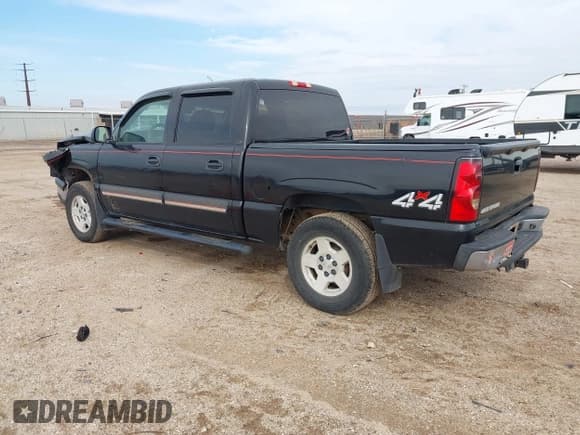 ✅ 2006 Chevrolet Silverado 1500 LT1 • VIN: 2GCEK13T561133233 • Лот: 43387481. Опубликован ранее на IAAI с пробегом 199 923 миль. Бесплатный доступ к архиву аукционных продаж из США и подробный отчёт об истории автомобиля на DreamBid. Изображение 3.