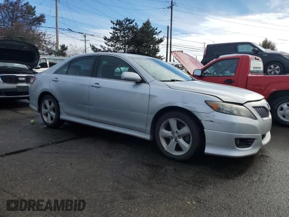 ✅ 2010 Toyota Camry LE • VIN: 4T1BF3EK1AU087139 • Lot: 92545385. Wystawiony na Copart z przebiegiem 175 498 mil. Bezpłatny archiwum sprzedaży aukcyjnych z USA i szczegółowy raport historii pojazdu na DreamBid. Zdjęcie 4.