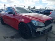 ✅ 2013 Mercedes-Benz C 250 • VIN: WDDGJ4HB3DG060396 • Лот: 41519502. Опубликован ранее на IAAI с пробегом 119 252 миль. Бесплатный доступ к архиву аукционных продаж из США и подробный отчёт об истории автомобиля на DreamBid. Изображение 1.