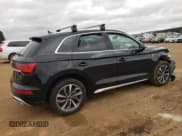 ✅ 2023 Audi Q5 S line Premium Plus • VIN: WA1EAAFY2P2190947 • Lot: 48326375. Wystawiony na Copart z przebiegiem Nie podano. Bezpłatny archiwum sprzedaży aukcyjnych z USA i szczegółowy raport historii pojazdu na DreamBid. Zdjęcie 3.