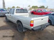 ✅ 2002 Toyota Tacoma • VIN: 5TEVL52N72Z093010 • Lot: 43677268. Wystawiony na IAAI z przebiegiem 175 573 mil. Bezpłatny archiwum sprzedaży aukcyjnych z USA i szczegółowy raport historii pojazdu na DreamBid. Zdjęcie 3.