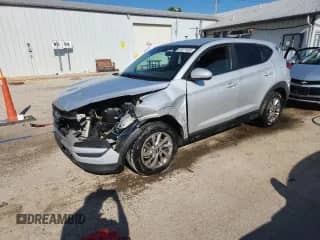 2018 Hyundai Tucson SE z VIN KM8J23A4XJU764350, wystawiony jako Copart lot #69571825 z przebiegiem 164 378 mil mil oraz Szkoda całkowita • Salvage title. Historia ofert i sprzedaży dostępna na DreamBid. Obrazek 1.