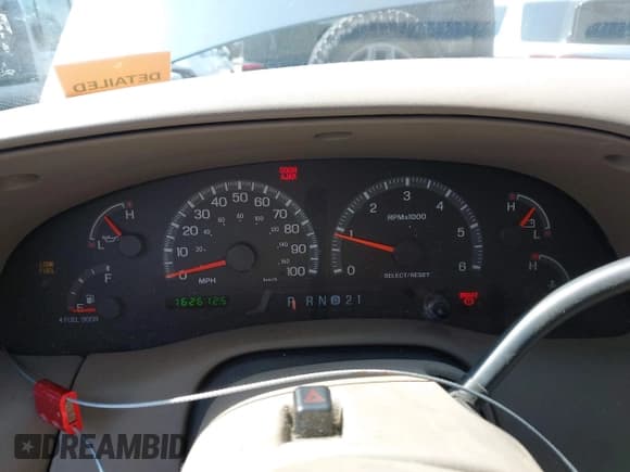 ✅ 2000 Ford Expedition Eddie Bauer • VIN: 1FMRU17L7YLA35867 • Lot: 43271689. Wystawiony na IAAI z przebiegiem Nie podano. Bezpłatny archiwum sprzedaży aukcyjnych z USA i szczegółowy raport historii pojazdu na DreamBid. Zdjęcie 7.