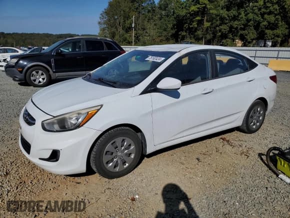 ✅ 2016 Hyundai Accent SE • VIN: KMHCT4AE2GU107751 • Лот: 76192424. Опубликован ранее на Copart с пробегом 58 660 миль. Бесплатный доступ к архиву аукционных продаж из США и подробный отчёт об истории автомобиля на DreamBid. Изображение 1.