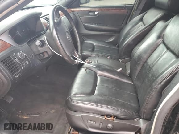 ✅ 2006 Cadillac DTS Professional • VIN: 1GEEH96Y26U550387 • Lot: 93715855. Wystawiony na Copart z przebiegiem 225 570 mil. Bezpłatny archiwum sprzedaży aukcyjnych z USA i szczegółowy raport historii pojazdu na DreamBid. Zdjęcie 7.