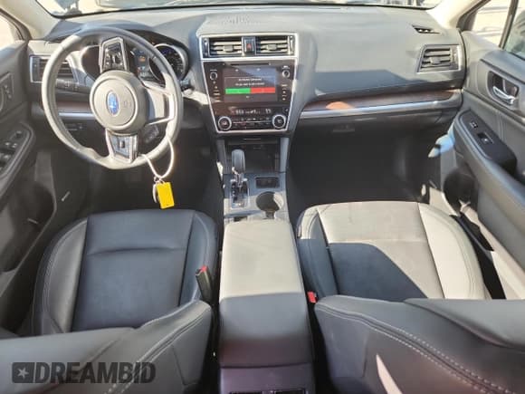 ✅ 2019 Subaru Outback Limited • VIN: 4S4BSEJC0K3273381 • Лот: 84928565. Опубликован ранее на Copart с пробегом 28 718 миль. Бесплатный доступ к архиву аукционных продаж из США и подробный отчёт об истории автомобиля на DreamBid. Изображение 8.