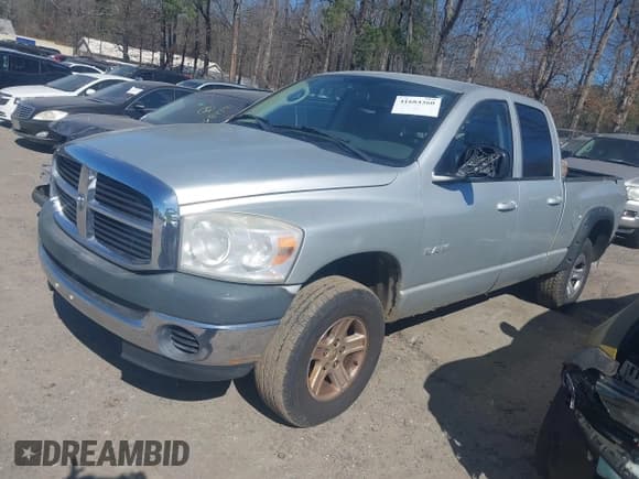 ✅ 2008 Dodge 1500 ST • VIN: 1D7HU18N68S574993 • Лот: 41684360. Опубликован ранее на IAAI с пробегом 135 091 миль. Бесплатный доступ к архиву аукционных продаж из США и подробный отчёт об истории автомобиля на DreamBid. Изображение 2.
