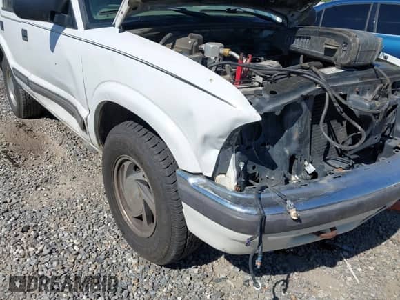 1999 Chevrolet Blazer LT с VIN 1GNDT13W4X2112417, выставлен на аукционе IAAI как лот 42621928 с пробегом 74 518 миль миль и . История ставок и продаж доступна на DreamBid. Изображение 6.