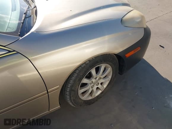 ✅ 2004 Lexus ES 350 • VIN: JTHBA30GX40007062 • Lot: 43395416. Listed on IAAI with 131,537 mi. Free auction sales archive from the USA and detailed vehicle history report at DreamBid. Image 16.