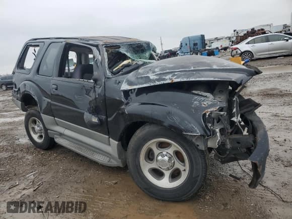 ✅ 2003 Ford Explorer Sport XLS • VIN: 1FMYU60E33UC11370 • Lot: 84032604. Listed on Copart with 164,764 mi. Free auction sales archive from the USA and detailed vehicle history report at DreamBid. Image 4.